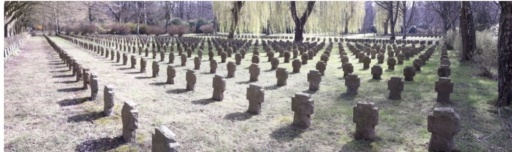 Blick auf die Kriegsgräberstätten am Dortmund Hauptfriedhof.